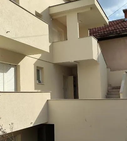 Appartement Mahala *